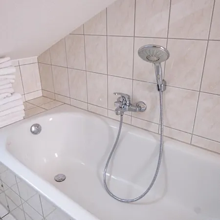 Maisonette 1 *